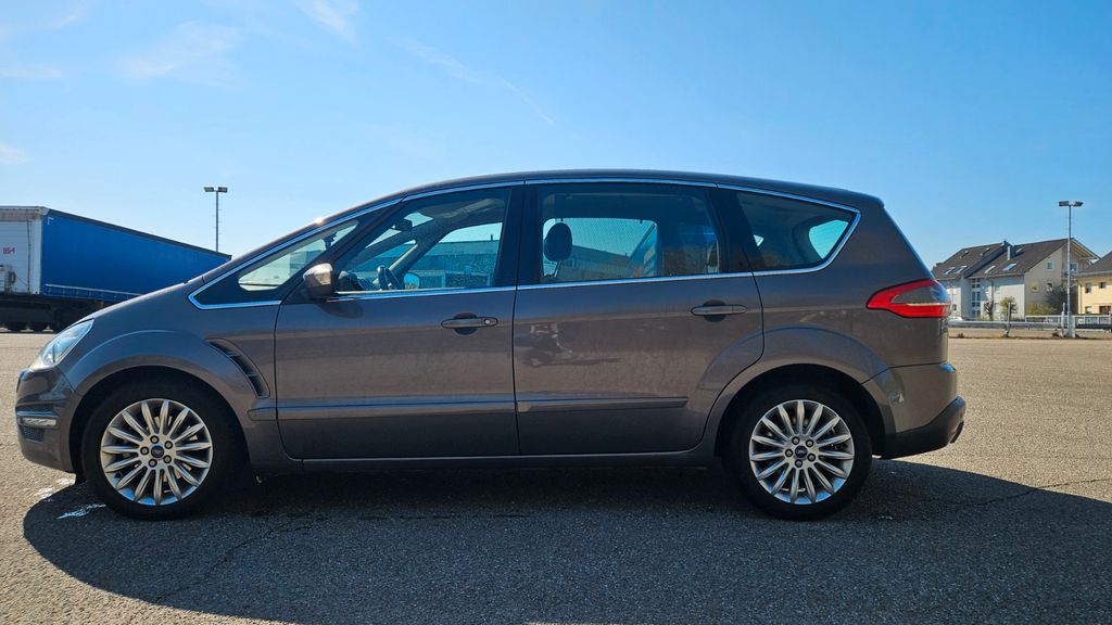 Ford S-Max 260.000 km 3.900 &euro; Offenburg 77652