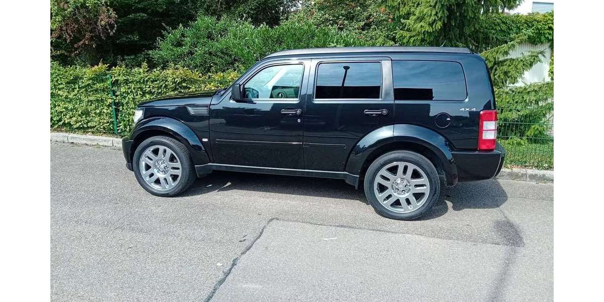 Dodge Nitro 165.000 km 11.000 &euro; Winnenden, Stadt 71364