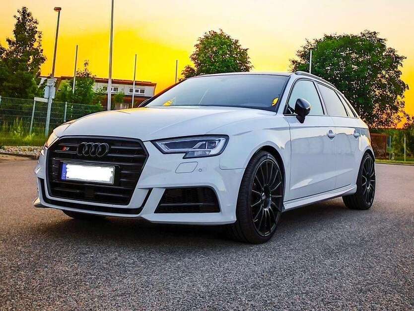 Audi S3 136.000 km 27.999 € Ellingen 91792