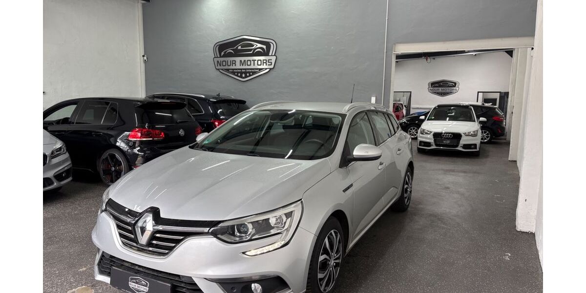 Renault Megane 145.879 km 8.867 &euro; Iserlohn 58638
