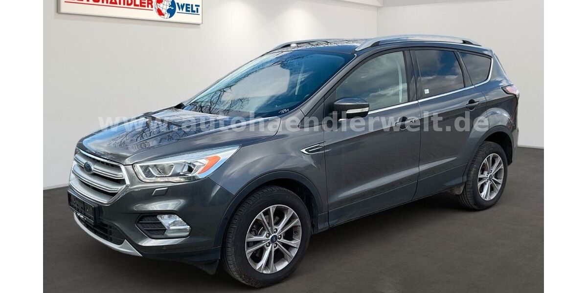 Ford Kuga 87.426 km 9.999 &euro; Brehna 06796