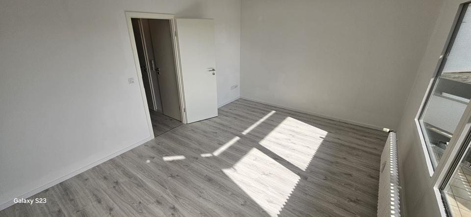 Maisonettenwohnung Krefeld Benrad - 4 Zimmer, 75 m&sup2;, 1.000&euro; | Angebot:25401598
