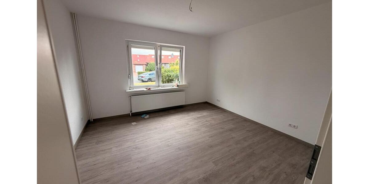 Einfamilienhaus Schortens - 6 Zimmer, 141 m&sup2;, 392.000&euro; | Angebot:27005955