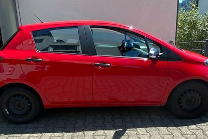 Toyota Yaris 102.010 km 5.999 &euro; Gundelfingen 79194