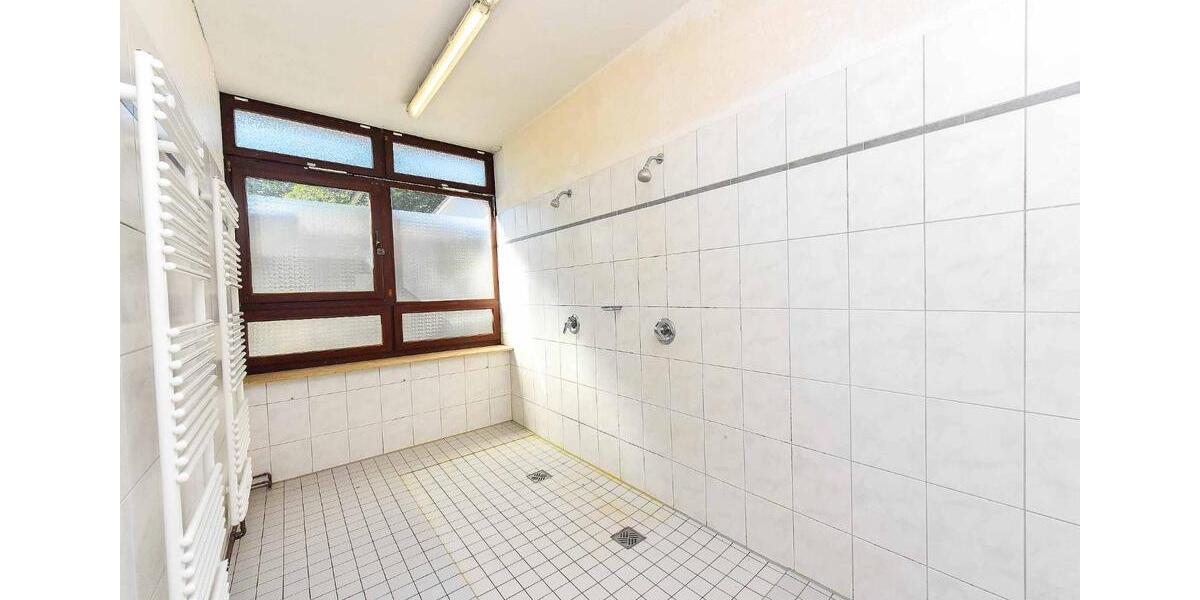 Gewerbeobjekt Munster - 1.950&euro; | Angebot:25646266