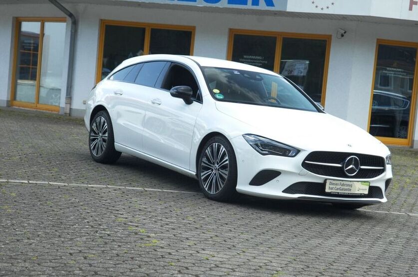 CLA 200 Shooting Brake