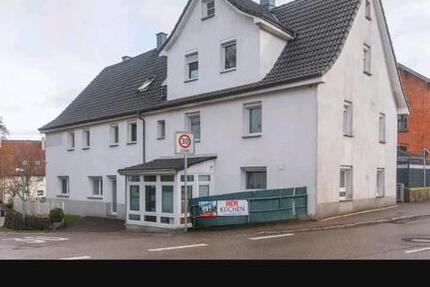 Haus Gaildorf - 11 Zimmer, 300 m&sup2;, 750.000&euro; | Angebot:25214657