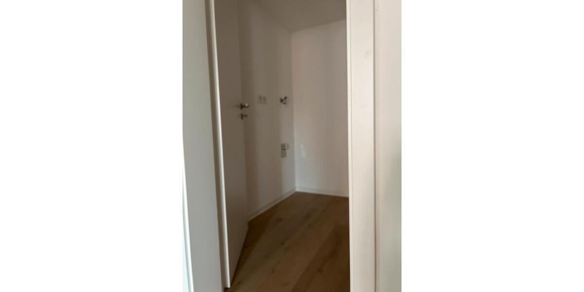 Etagenwohnung Weißenburg in Bayern - 3 Zimmer, 82 m&sup2;, 950&euro; | Angebot:26689350