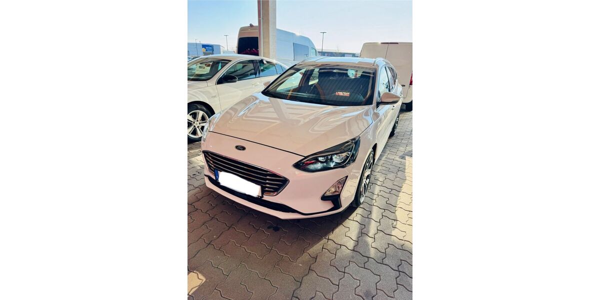 Ford Focus 106.000 km 16.900 &euro; Rötha 04571