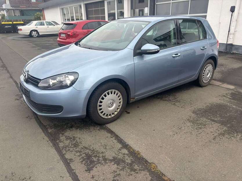VW Golf 225.000 km 2.400 € Kirchhain 35274