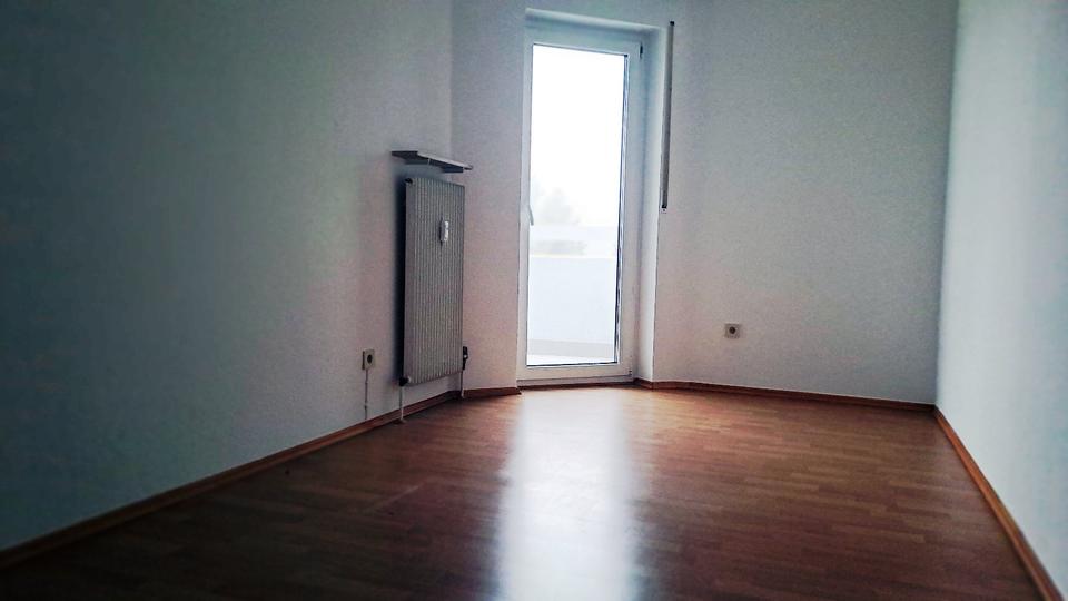 3 Zi.-Wohnung, 77qm, Balkon, WG geeignet, in BambergGaustadt 3 zimmer