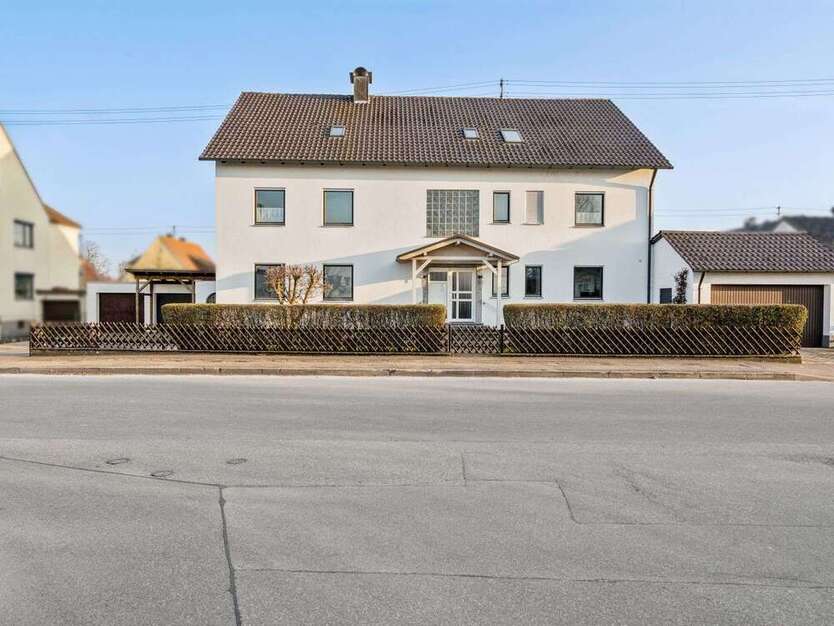 Haus zum Kaufen in Nördlingen 977.000 € 400 m²