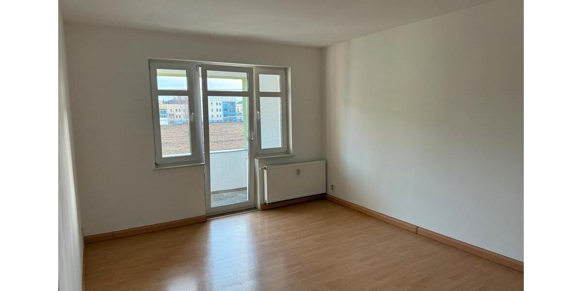 Große 5-Raum-Wohnung mit 2 Bädern 5 zimmer