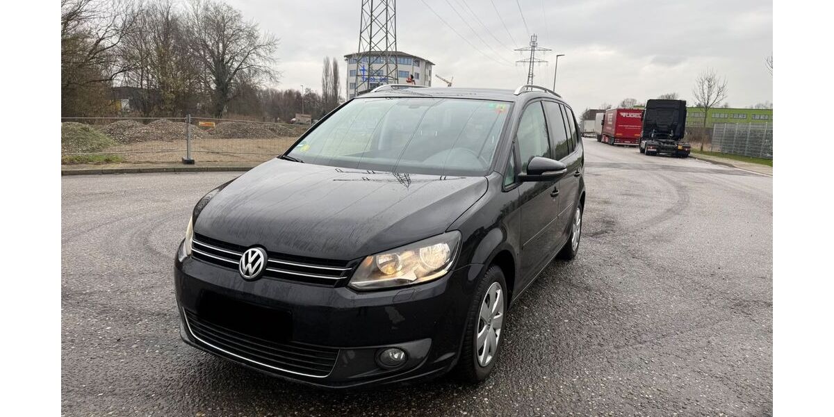 VW Touran 324.000 km 4.499 &euro; lahr 77933