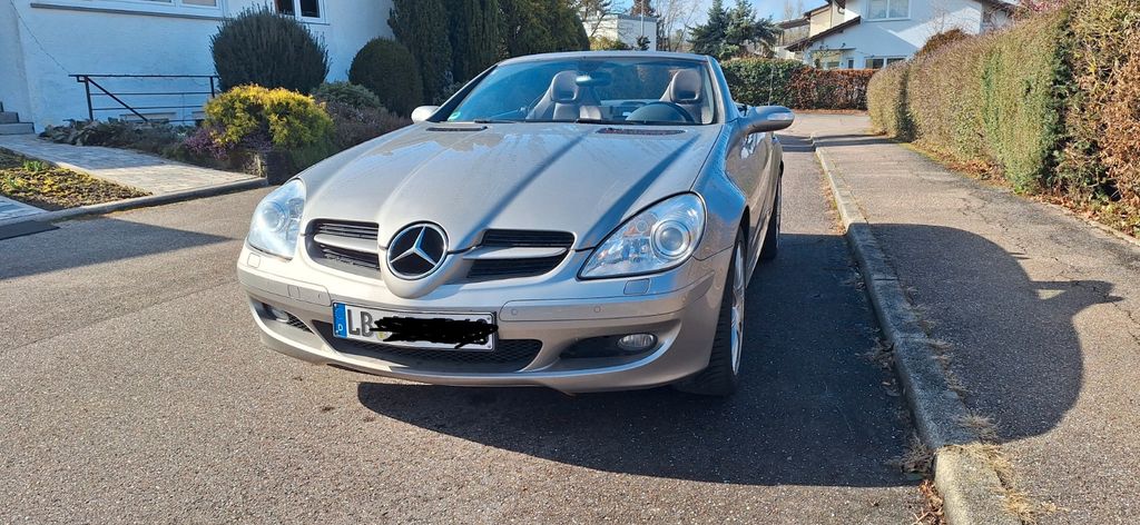 Mercedes-Benz SLK 200 184.000 km 7.500 &euro; Sersheim 74372