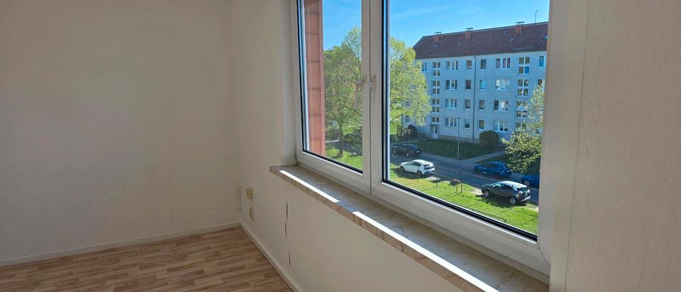 Dachgeschoßwohnung Ribnitz-Damgarten Damgarten - 3 Zimmer, 44 m&sup2;, 576&euro; | Angebot:26404679
