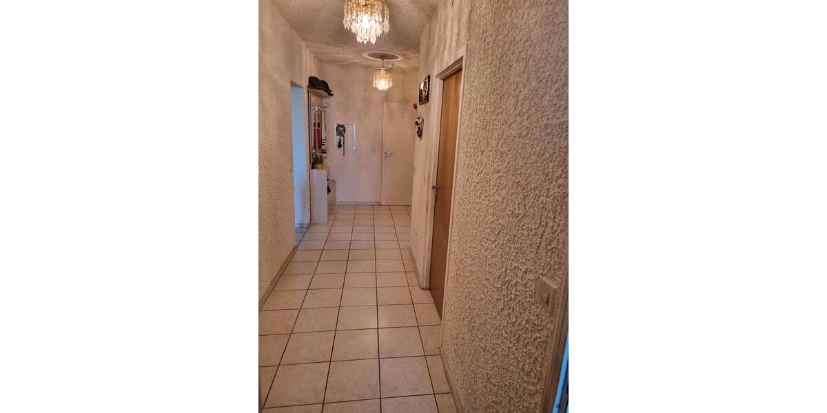 Etagenwohnung Landstuhl - 3 Zimmer, 107 m&sup2;, 135.000&euro; | Angebot:27211718
