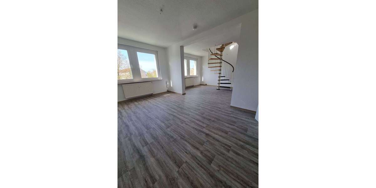 Etagenwohnung Schönebeck - 4 Zimmer, 123 m&sup2;, 729&euro; | Angebot:26386011