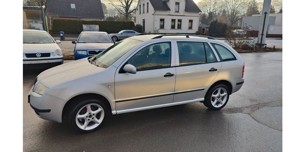 Skoda Fabia 203.500 km 2.890 &euro; Minden 32425
