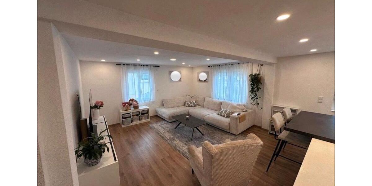 Doppelhaushälfte Villingen-Schwenningen Schwenningen - 4.5 Zimmer, 125 m&sup2;, 415.000&euro; | Angebot:27134730