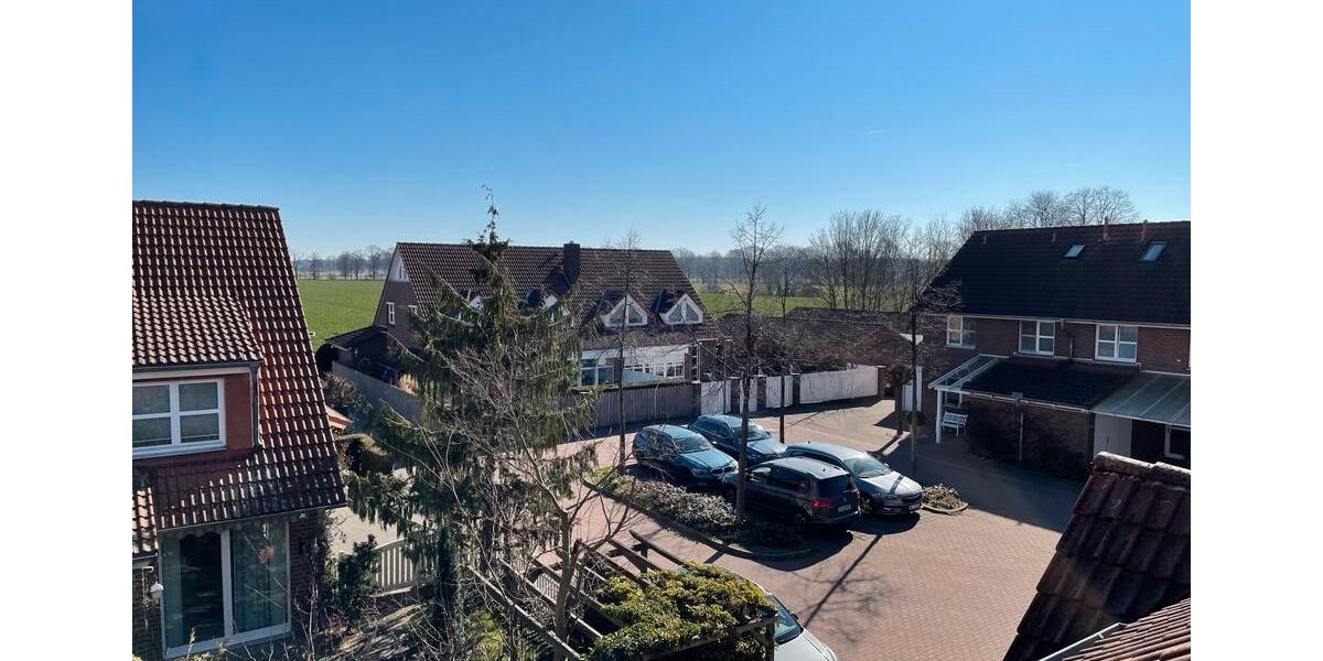 1A Lage, RMH mit Einbauküche, Fußbodenheizung, Stellplatz, Garage 4 zimmer