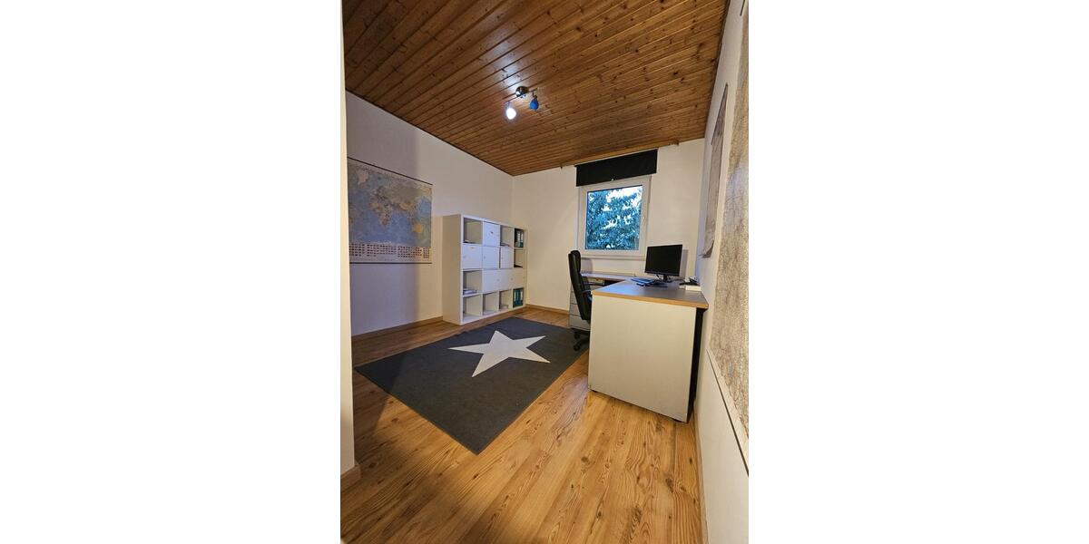 Einfamilienhaus Twistetal - 9 Zimmer, 306 m&sup2;, 338.000&euro; | Angebot:27022248
