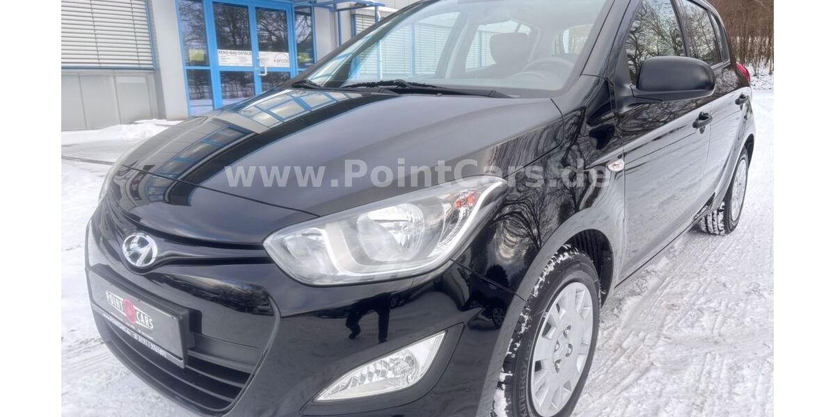 Hyundai i20 80.000 km 6.490 &euro; Essingen 73457