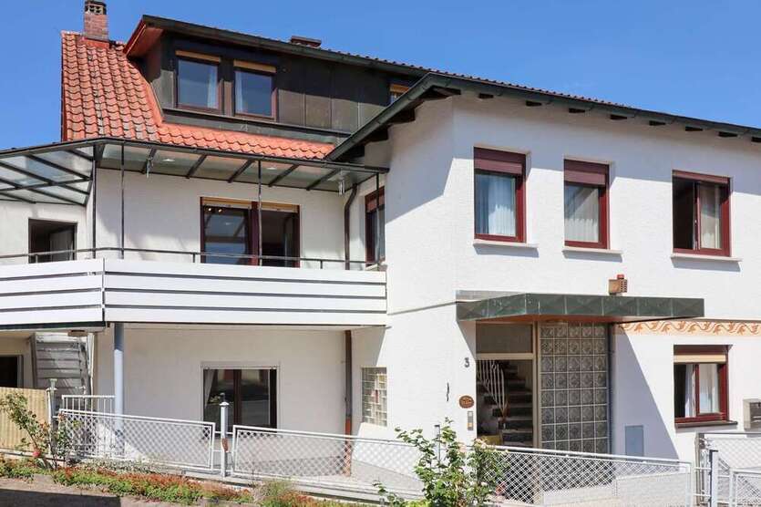 Haus zum Kaufen in Gerach 238.000 € 258 m²