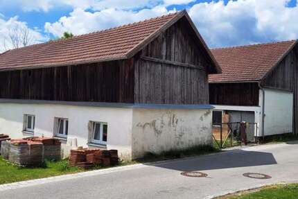 Haus zum Kaufen in Ruhstorf a.d. Rott 99.900 € 156 m² 6 zimmer