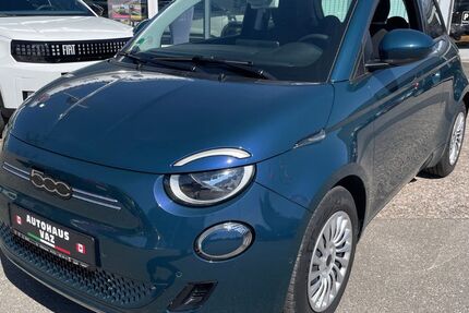 Fiat 500e 25.270 km 22.990 &euro; Villingen-Schwenningen 78052