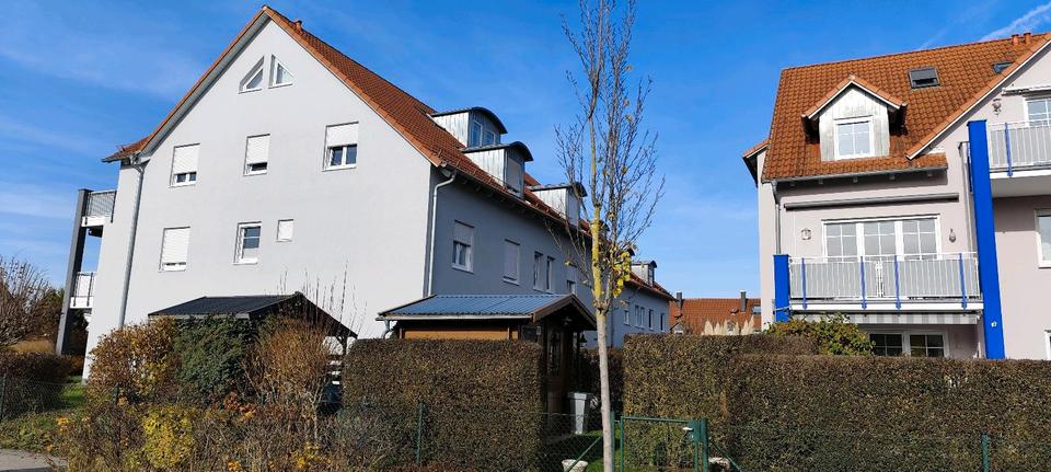Dachgeschoßwohnung Langweid am Lech - 3.5 Zimmer, 92 m&sup2;, 299.000&euro; | Angebot:26187443