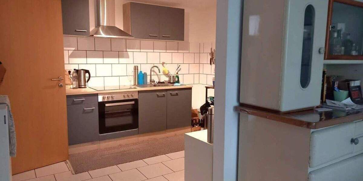 Etagenwohnung Sankt Ingbert St. Ingbert - 7 Zimmer, 200 m&sup2;, 329.000&euro; | Angebot:26787741