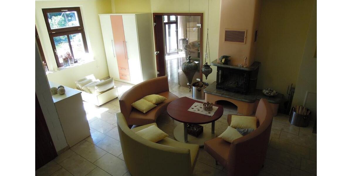 Einfamilienhaus Perleberg - 10 Zimmer, 300 m&sup2;, 420.000&euro; | Angebot:24606564