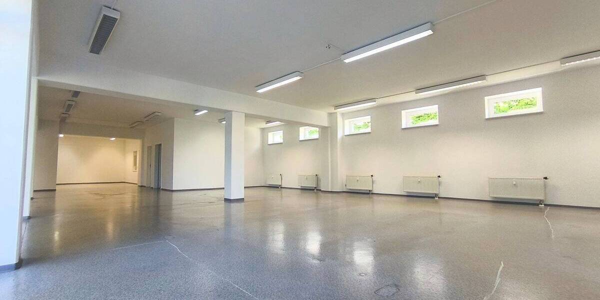 Gewerbeobjekt Chemnitz Altendorf - 3 Zimmer, 245 m&sup2;, 1.400&euro; | Angebot:26816315