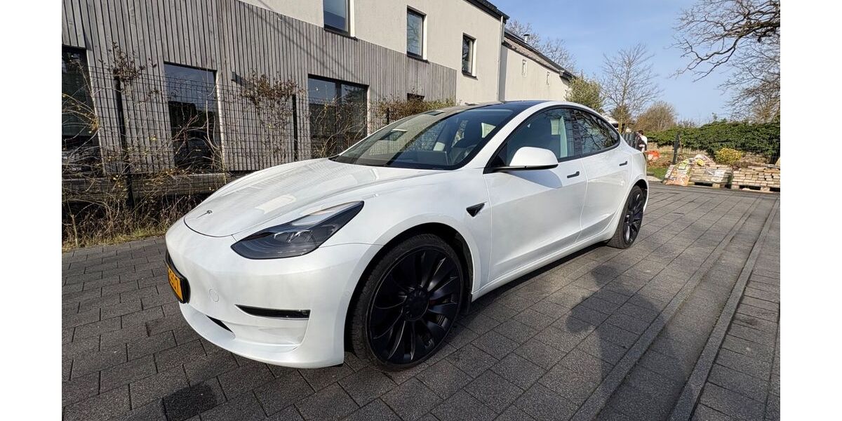 Tesla Model 3 26.000 km 34.900 &euro; Trier 54296