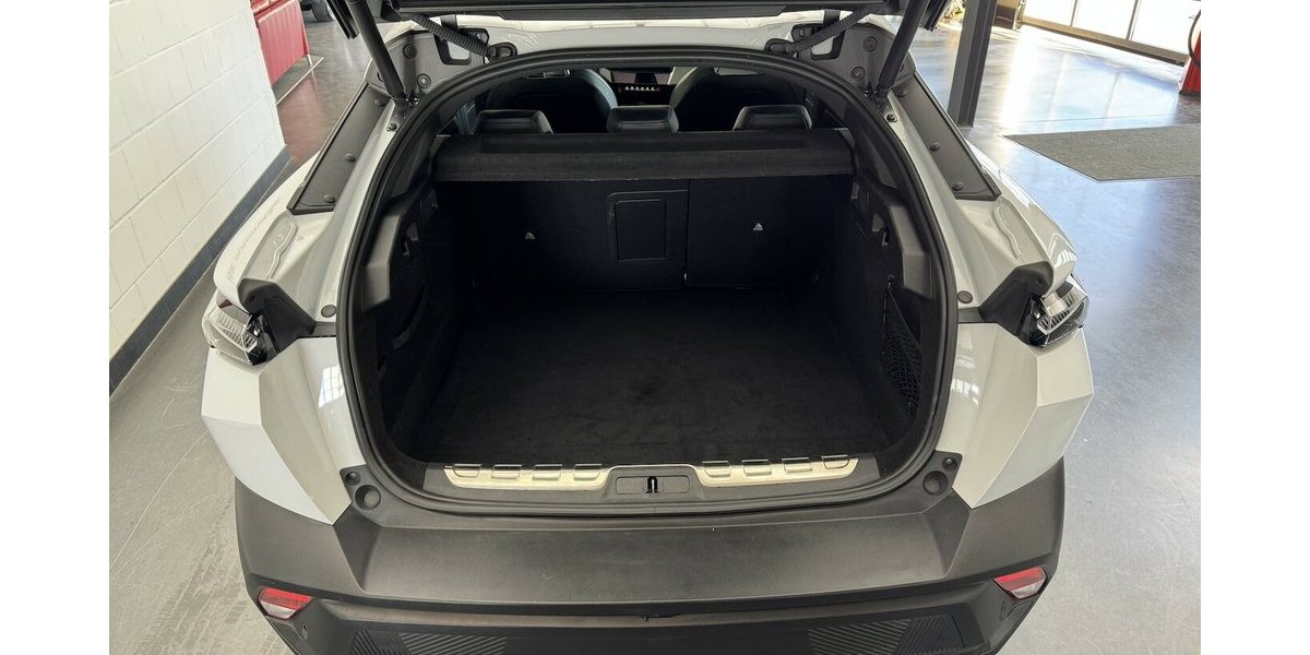 Peugeot 408 GT 130 PureTech EAT8 Focal Panodach 32.000 km 25.330 &euro; Lich 35423