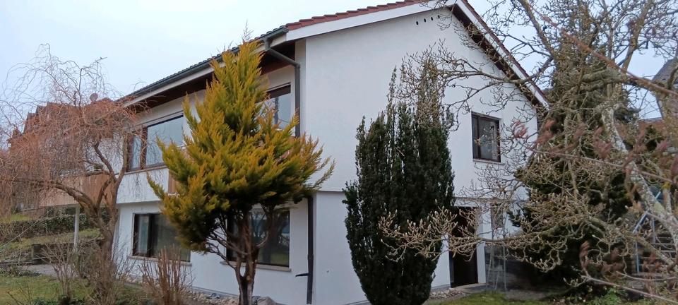 Einfamilienhaus Überlingen - 6 Zimmer, 215 m&sup2;, 2.800&euro; | Angebot:25281442