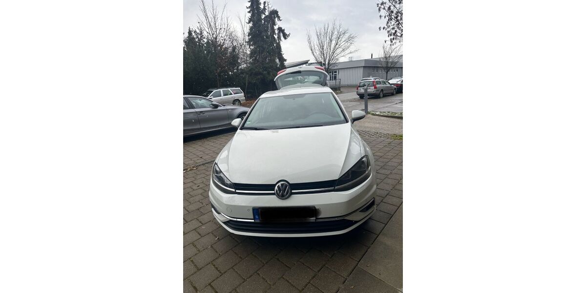 VW Golf 104.500 km 11.750 &euro; Ingolstadt 85055