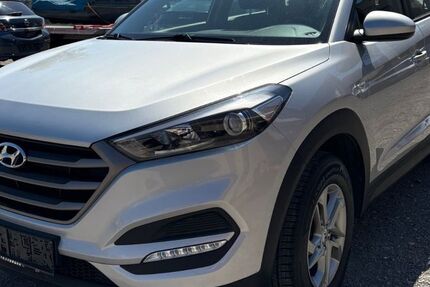 Hyundai TUCSON 121.400 km 10.200 &euro; Weißensberg 88138