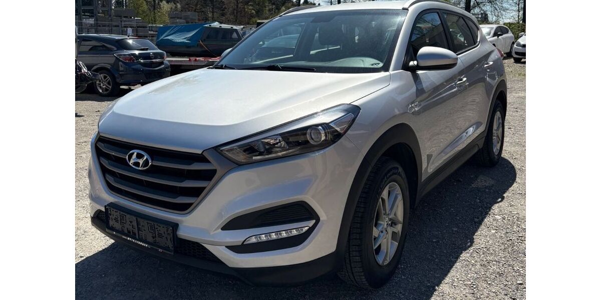 Hyundai TUCSON 121.400 km 11.000 &euro; Weißensberg 88138