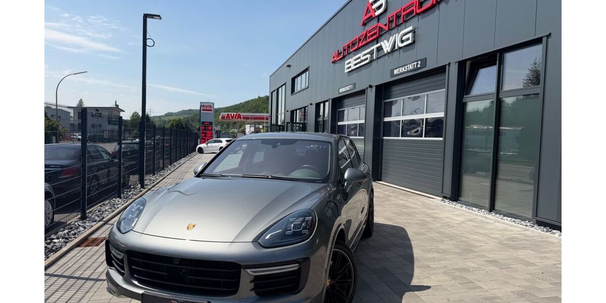 Porsche Cayenne 72.000 km 44.995 &euro; Bestwig-Nuttlar 59909