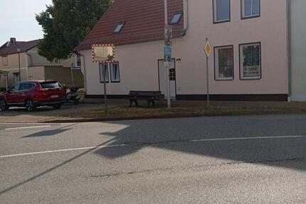 Haus mit Einliegerwohnung oder Gewerblich nutzbare Räume 7 zimmer