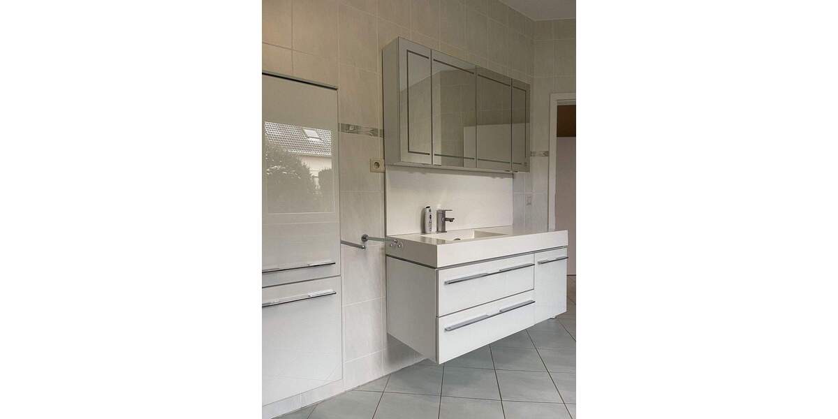 Moderner Bungalow mit Einbauküche, Kamin und Garage in Neuenkirchen 3 zimmer