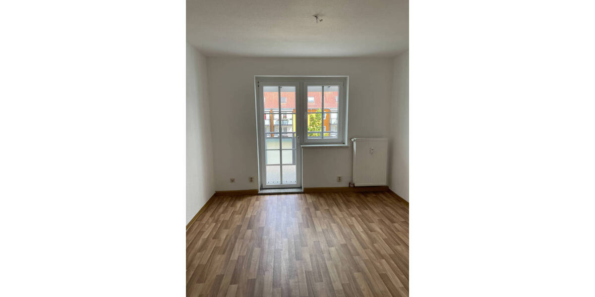 Etagenwohnung Halle Lutherplatz - 2 Zimmer, 48 m&sup2;, 400&euro; | Angebot:26432995