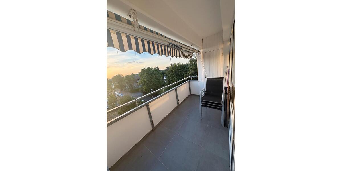 Dachgeschoßwohnung Siegburg - 4 Zimmer, 87 m&sup2;, 280.000&euro; | Angebot:27044150