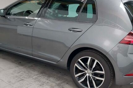VW Golf 166.300 km 8.800 &euro; Darmstadt 64283