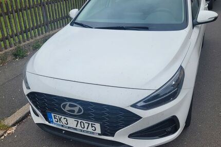Hyundai i30 81.000 km 13.200 &euro; Mitterteich 95666