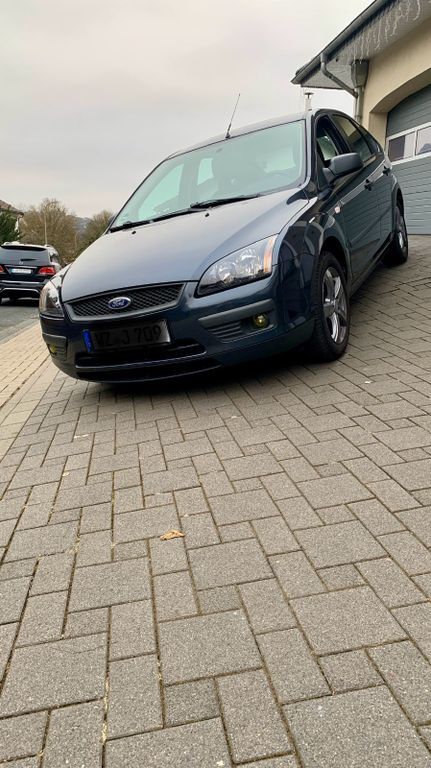 Ford Focus 188.000 km 1.650 € Wetzlar 35576