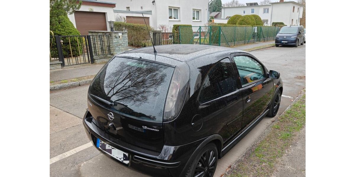 Opel Corsa 78.550 km 2.500 &euro; Berlin 12107
