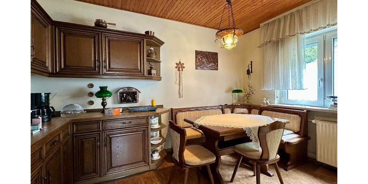 Einfamilienhaus Waldfischbach - 5 Zimmer, 151 m&sup2;, 219.000&euro; | Angebot:25802498